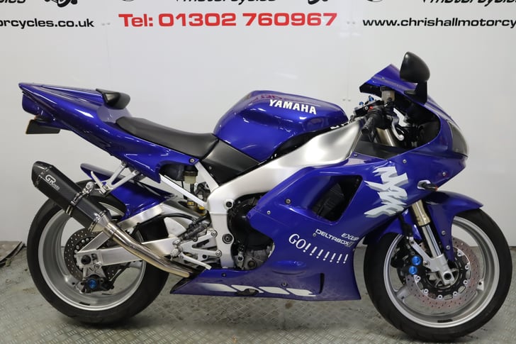 Yamaha YZF-R1
