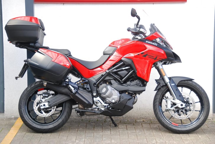 Ducati MULTISTRADA V2 S TOURING