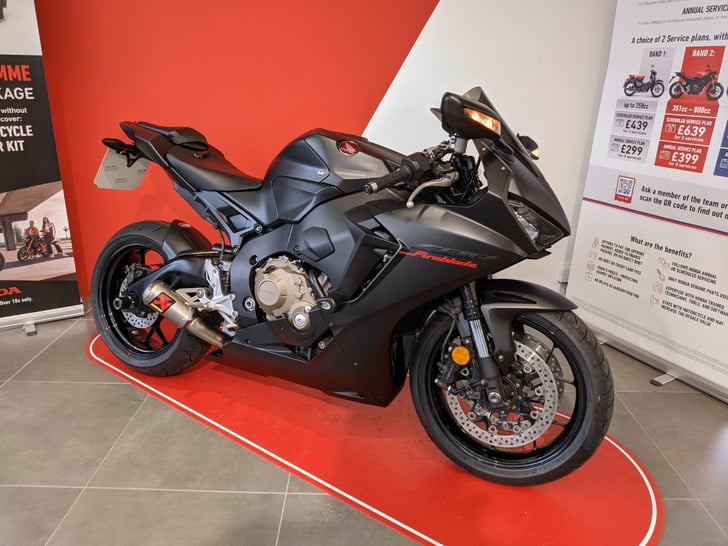 Honda CBR1000RR FIREBLADE