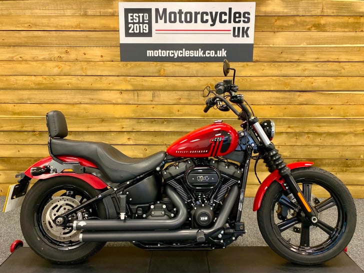 Harley-Davidson SOFTAIL FXBBS STREET BOB 114
