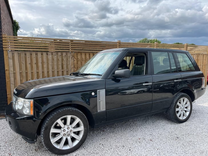 Land Rover RANGE ROVER for sale in Chesterfield