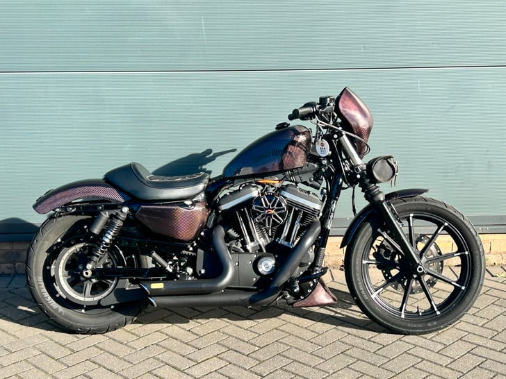 Harley-Davidson SPORTSTER XL883N IRON