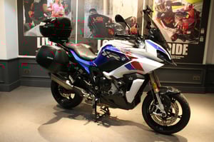 Watch video of BMW S 1000 XR S 1000 XR 1000 TE in Watford