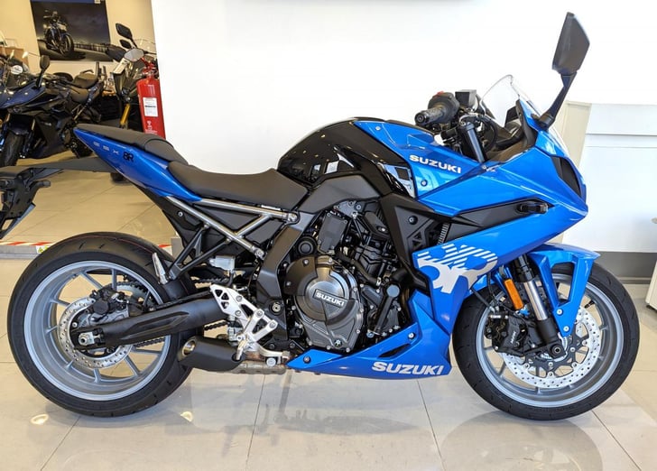 Suzuki GSX-8R