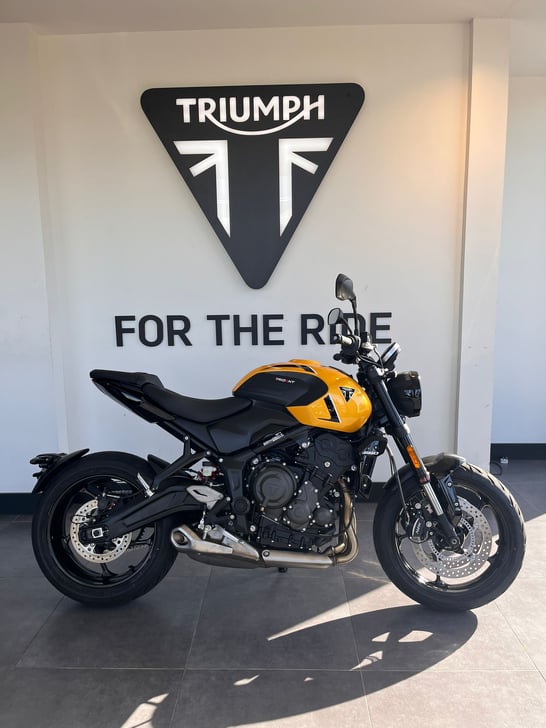 Triumph TRIDENT 660