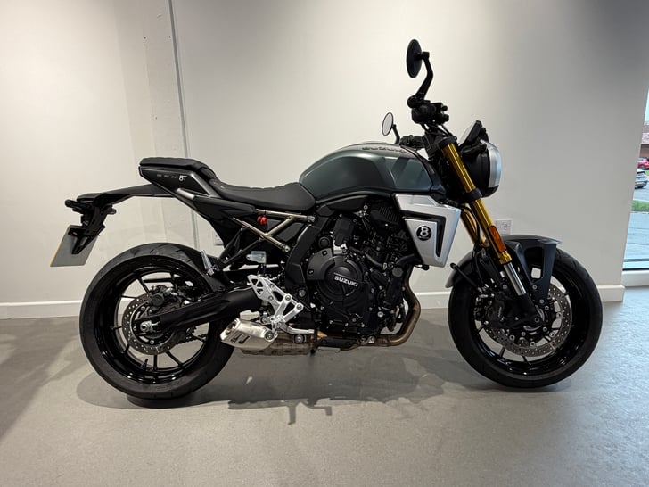 Suzuki GSX-8T