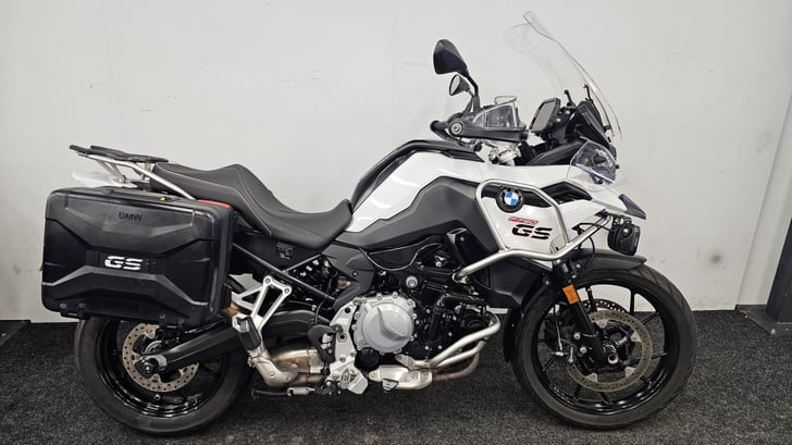 BMW F750GS SPORT