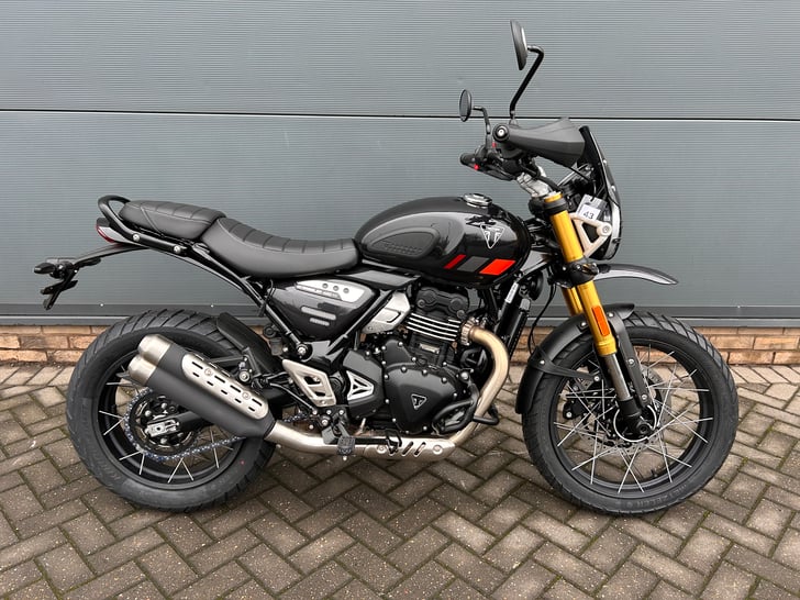 TRIUMPH SCRAMBLER 400 XC