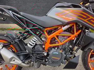 Used KTM 125 DUKE ABS 125 DUKE ABS for sale in Nottingham | Image 2