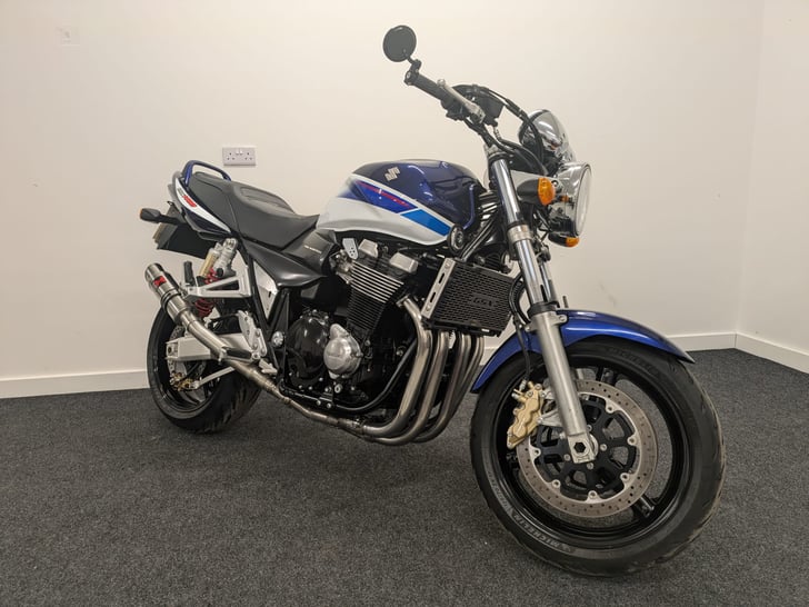 Suzuki GSX1400