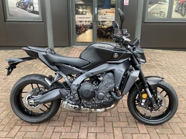YAMAHA MT-09