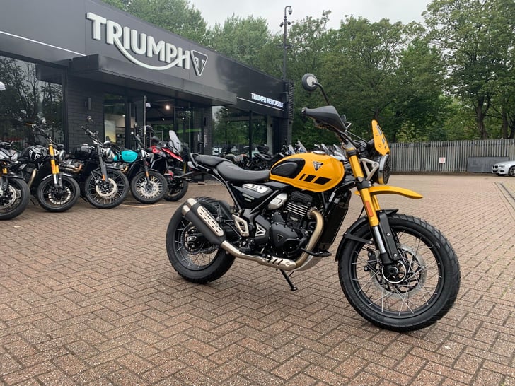 TRIUMPH Scrambler 400 XC
