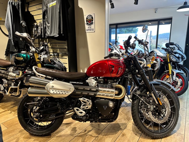 Triumph SCRAMBLER 1200 X MODERN CLASSICS