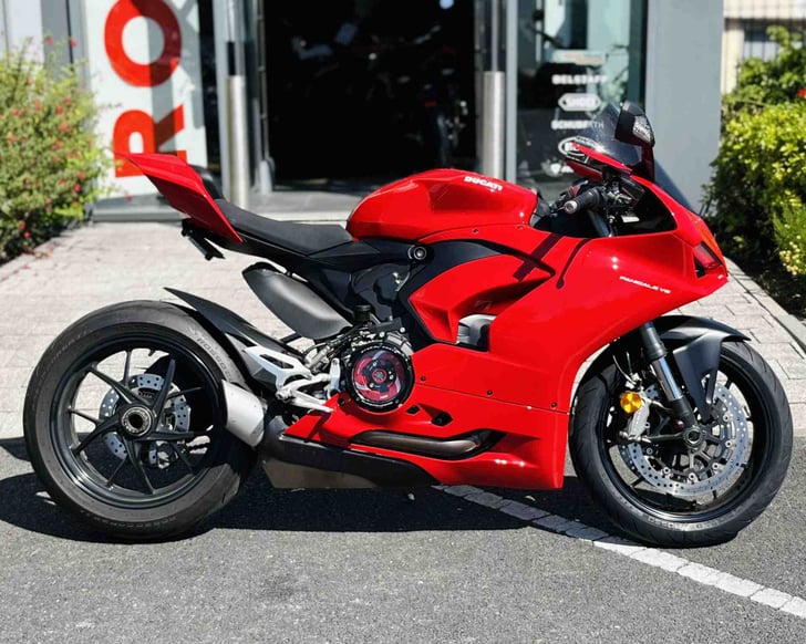 Ducati PANIGALE V2