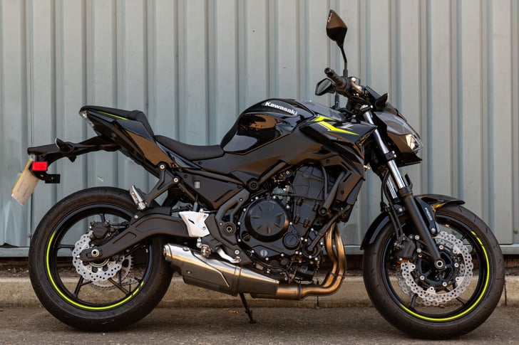 KAWASAKI Z650