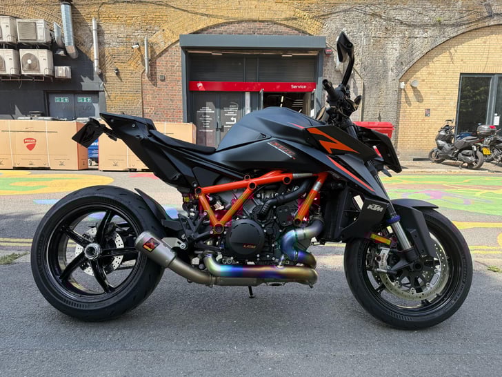 KTM 1390 SUPER DUKE R 1390 EVO X-RING EURO 5
