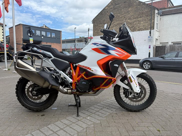 KTM 1290 SUPER ADVENTURE R