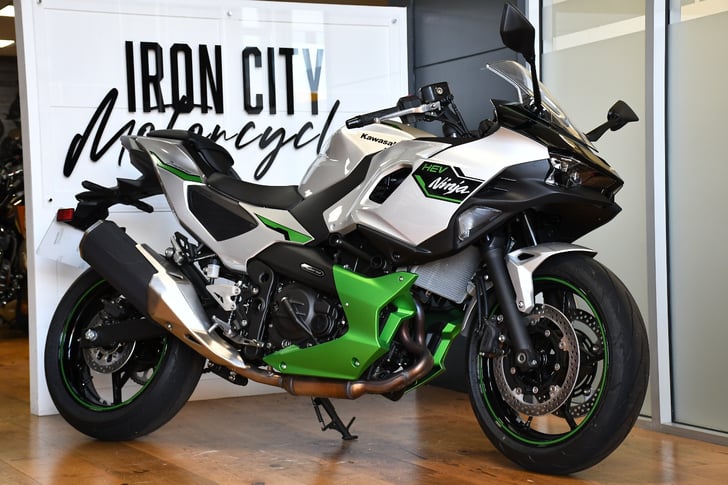 Kawasaki Ninja 7 Hybrid
