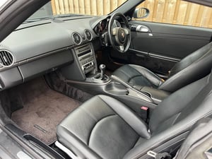 Used Porsche CAYMAN CAYMAN 2.7 987 2DR for sale in Chesterfield | Image 2