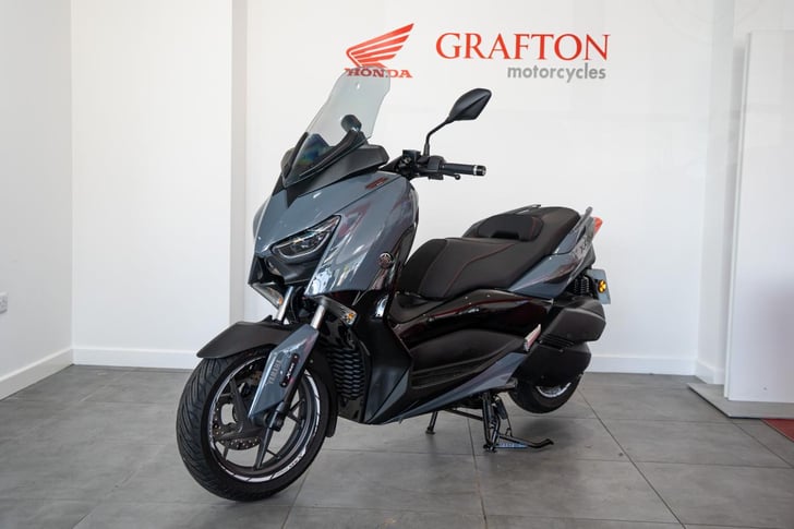 Yamaha X-MAX TECH MAX 300 CZD300 