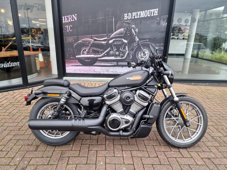 Harley-Davidson SPORTSTER NIGHTSTER S