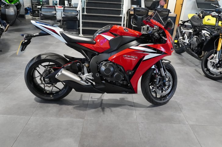 Honda CBR1000RR FIREBLADE