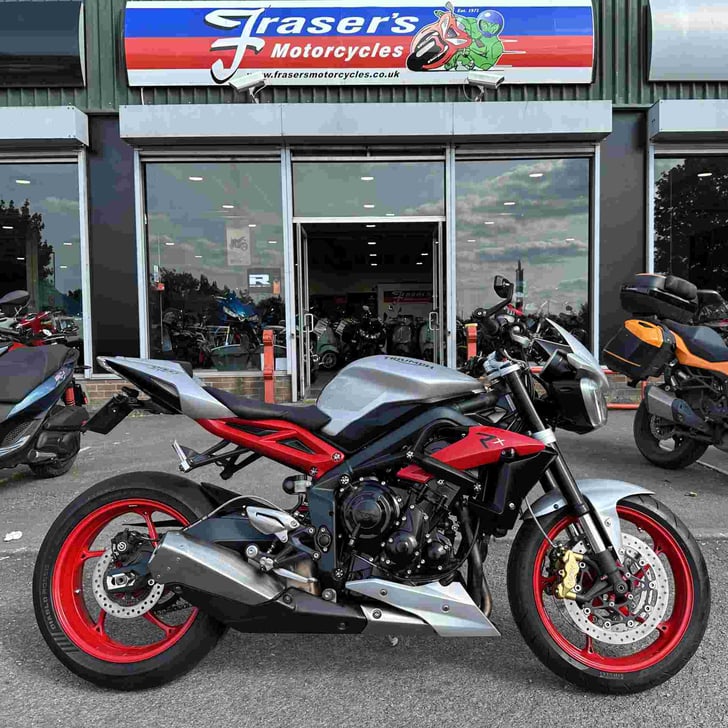 Triumph STREET TRIPLE 675 RX 