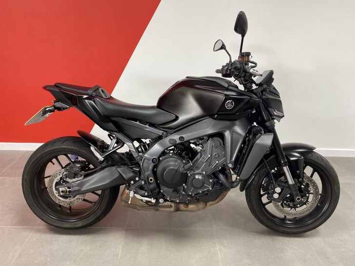 Yamaha MT-09 (MTN890) 