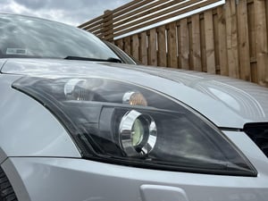 Used Suzuki SWIFT SWIFT 1.6 SPORT EURO 5 3DR for sale in Chesterfield | Image 2