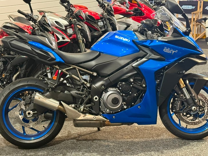 Suzuki GSX-S1000GT