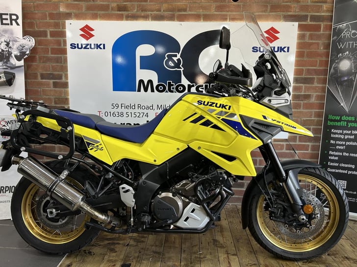 SUZUKI V-STROM 1050XT TOUR