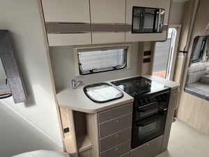 Used Elddis AUTOQUEST 150 AUTOQUEST 150 for sale in Wythall | Image 2