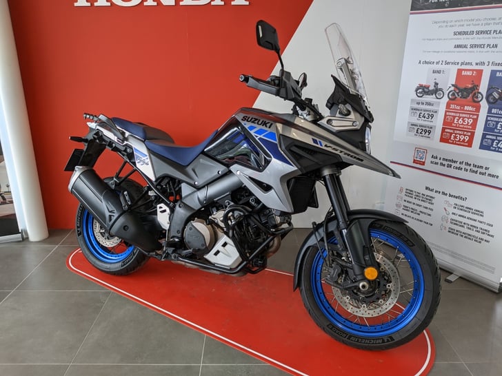 Suzuki V-STROM 1050