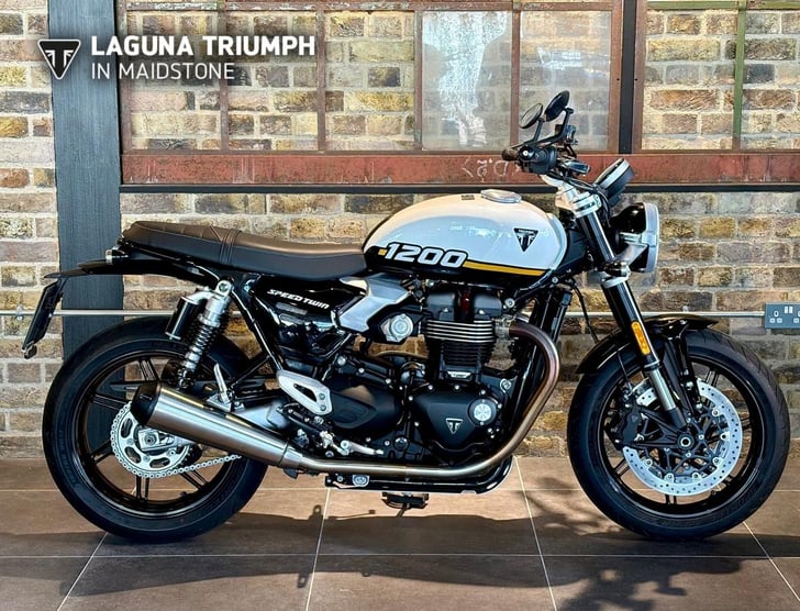 TRIUMPH SPEED TWIN 1200