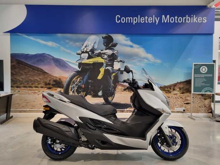 Suzuki BURGMAN 400