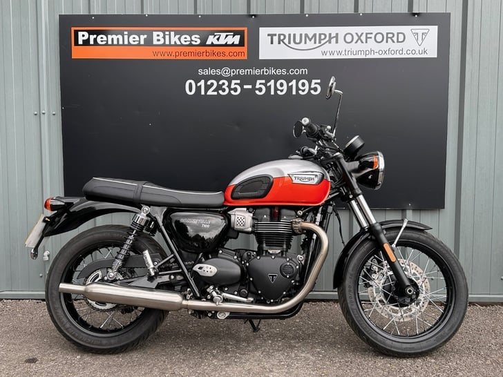 Triumph BONNEVILLE T100