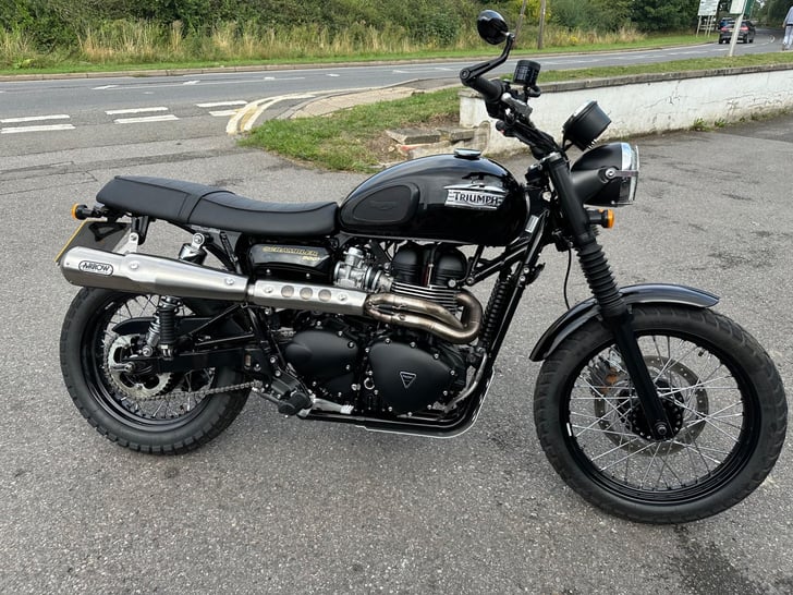 Triumph SCRAMBLER 900 865