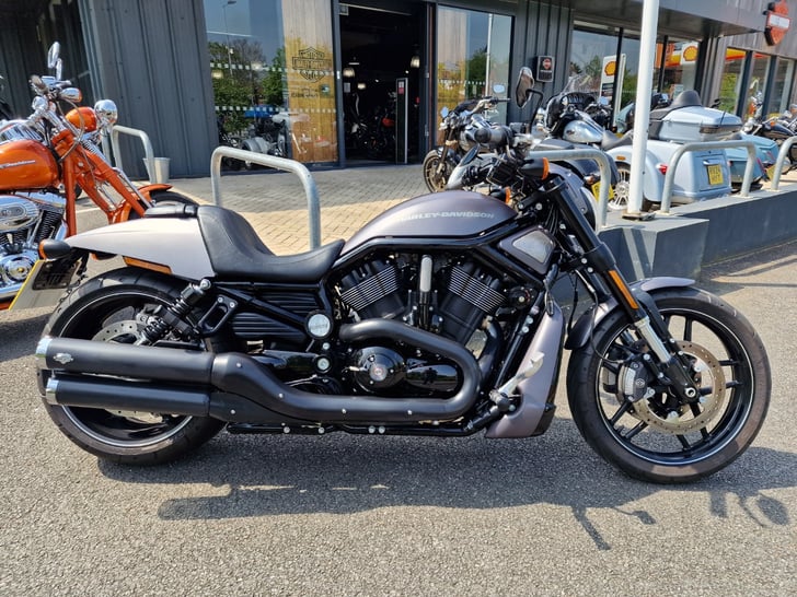 Harley-Davidson V-ROD VRSCDX NIGHT ROD SPECIAL