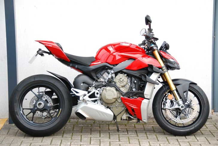 DUCATI STREETFIGHTER V4 S