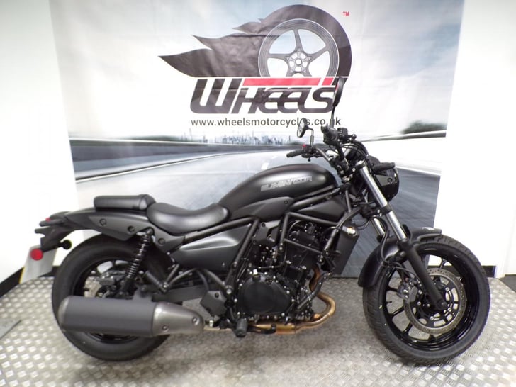 Kawasaki Eliminator 500