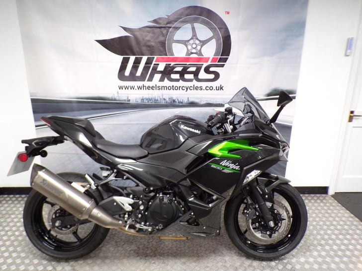 KAWASAKI NINJA 500 PERF 