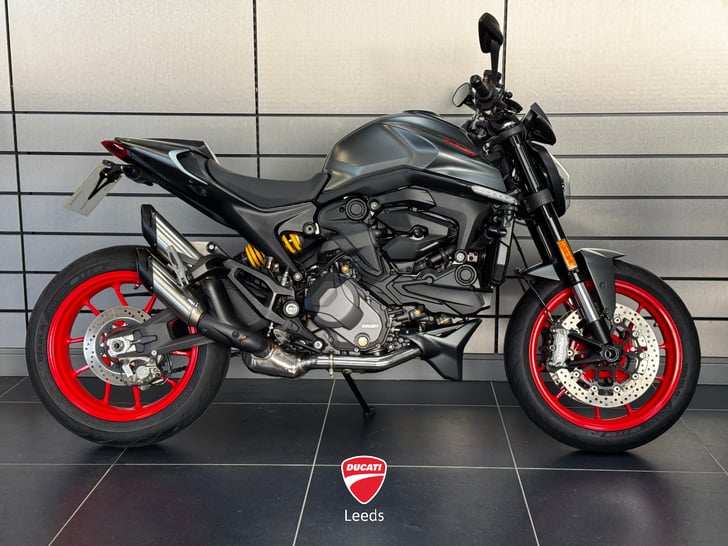 Ducati MONSTER 937 PLUS