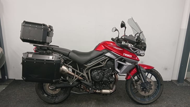 Triumph TIGER 800 XRT