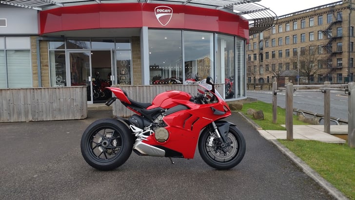 Ducati PANIGALE V4