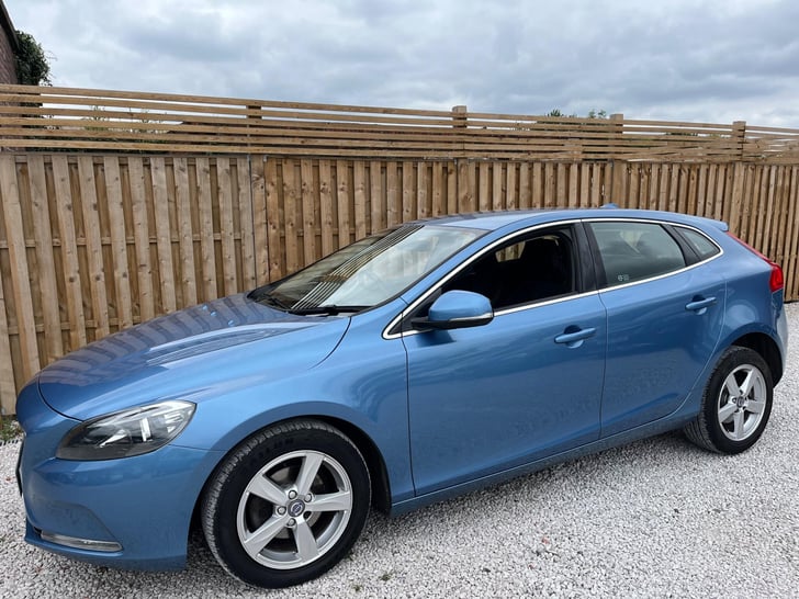 Volvo V40 for sale in Chesterfield