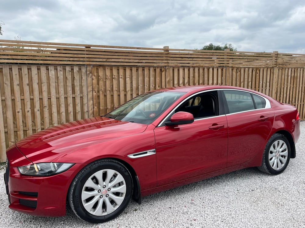 Used Jaguar XE XE 2.0D PRESTIGE EURO 6 (S/S) 4DR for sale in Chesterfield