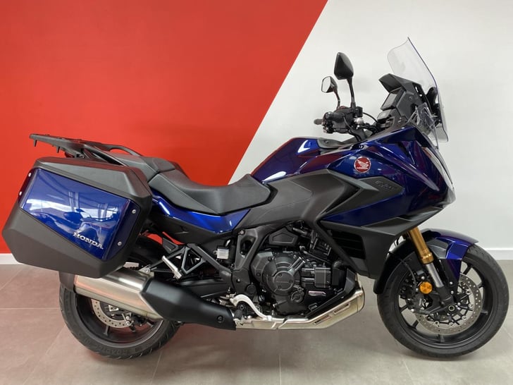 Honda NT1100 DCT ELECTRONIC SUSPENSION