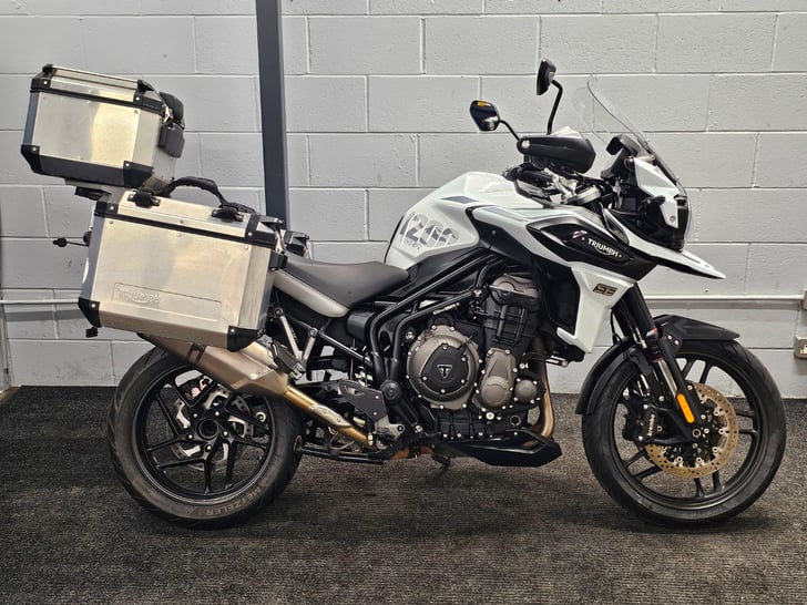 Triumph TIGER 1200 ALPINE