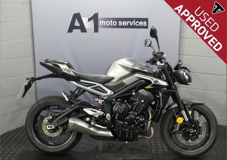 Triumph STREET TRIPLE 765 R