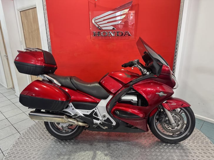 Honda ST1300 PAN EUROPEAN